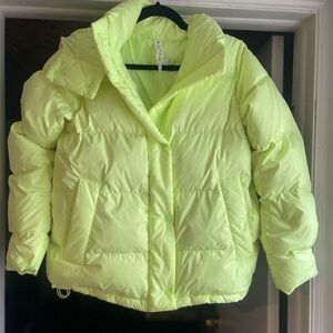 Lululemon Wunder Puff Jacket Size 6; Brand New Never Been Worn